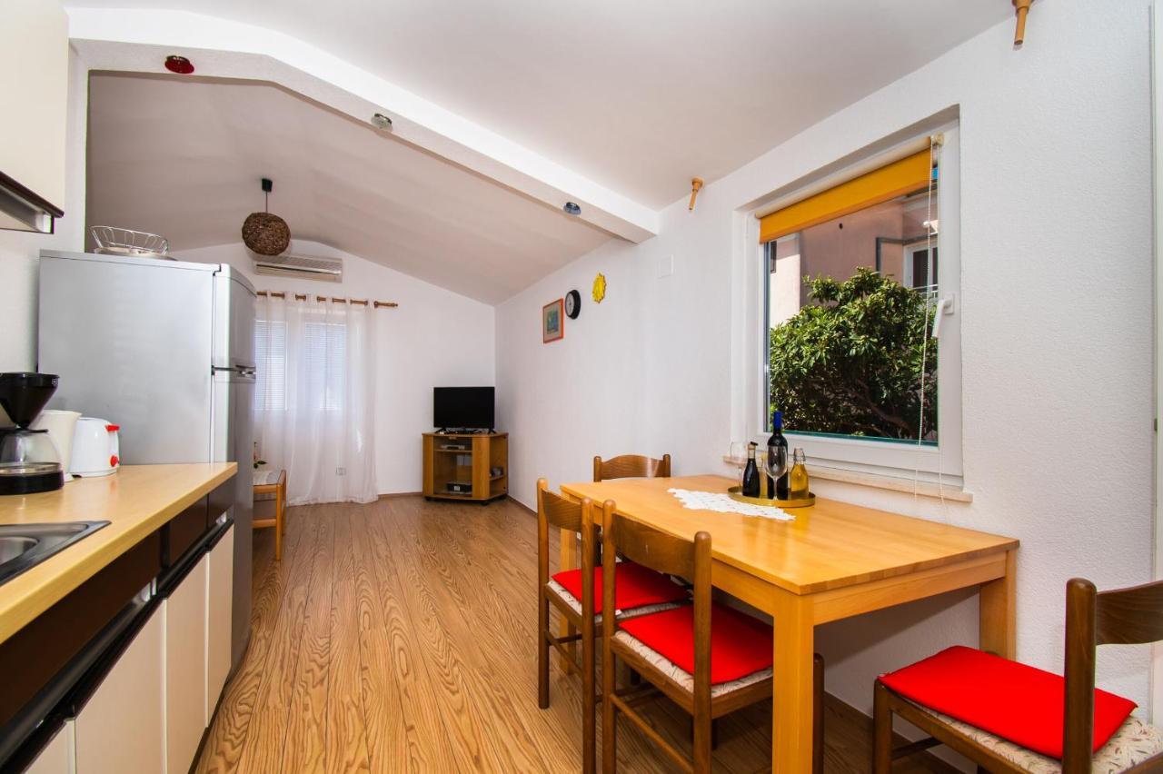 Apartments Happy Place Vodice Bagian luar foto